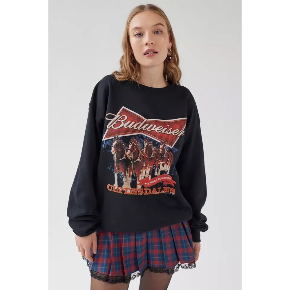 Junk Food Budweiser Clydesdales Sweatshirt Black Graphic Crewneck Medium UO - Picture 1 of 7